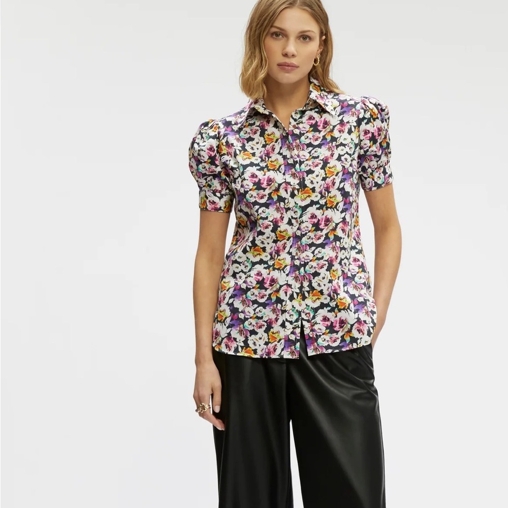 NWT Robert Graham cotton top. Multicolor. Size XS.